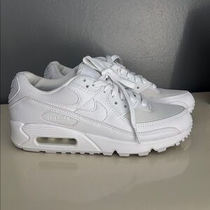 Nike Air Max woman’s sneakers